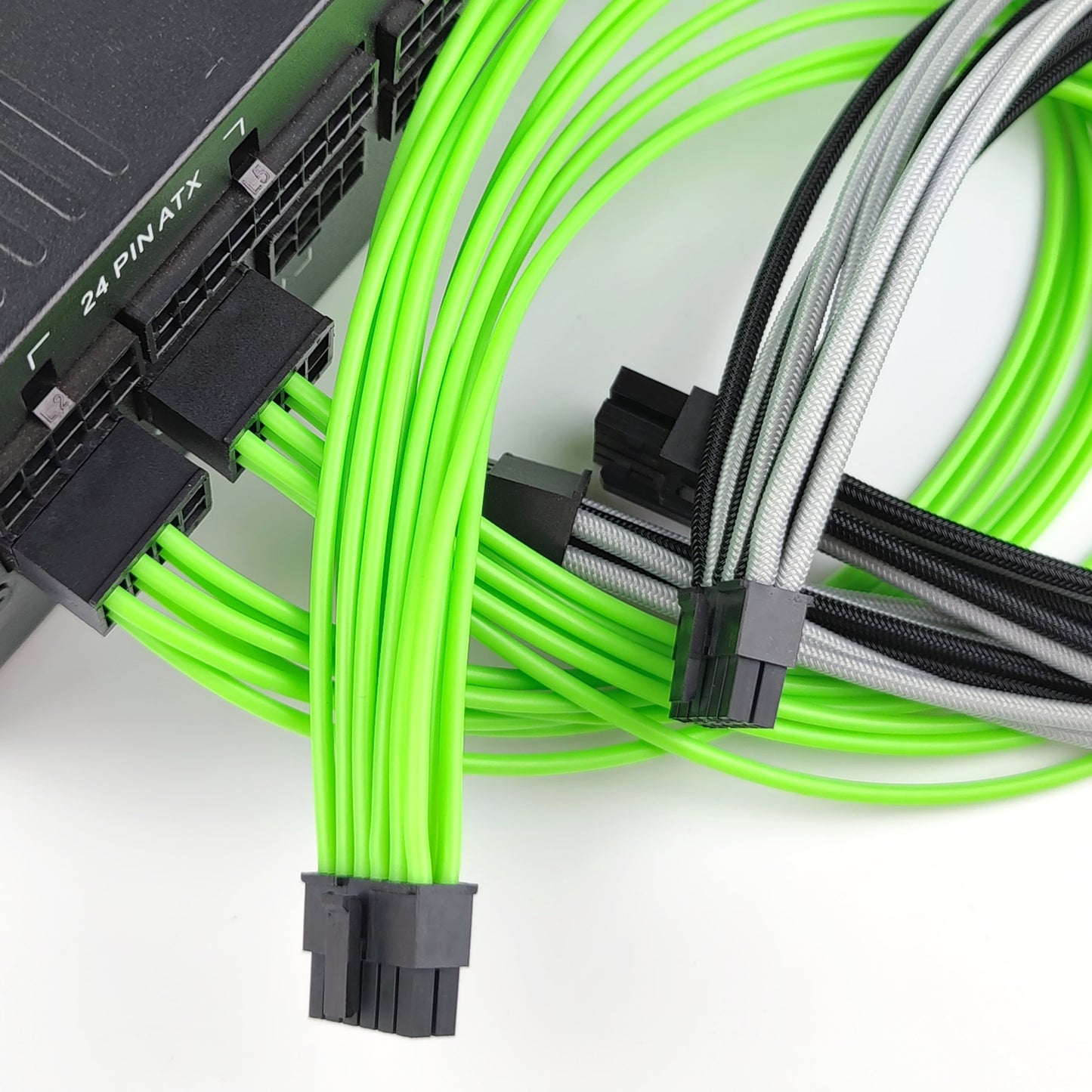 customized unsleeved sleeved silicone dual 8pin to 12pin cables for RTX 30 FE version graphics card