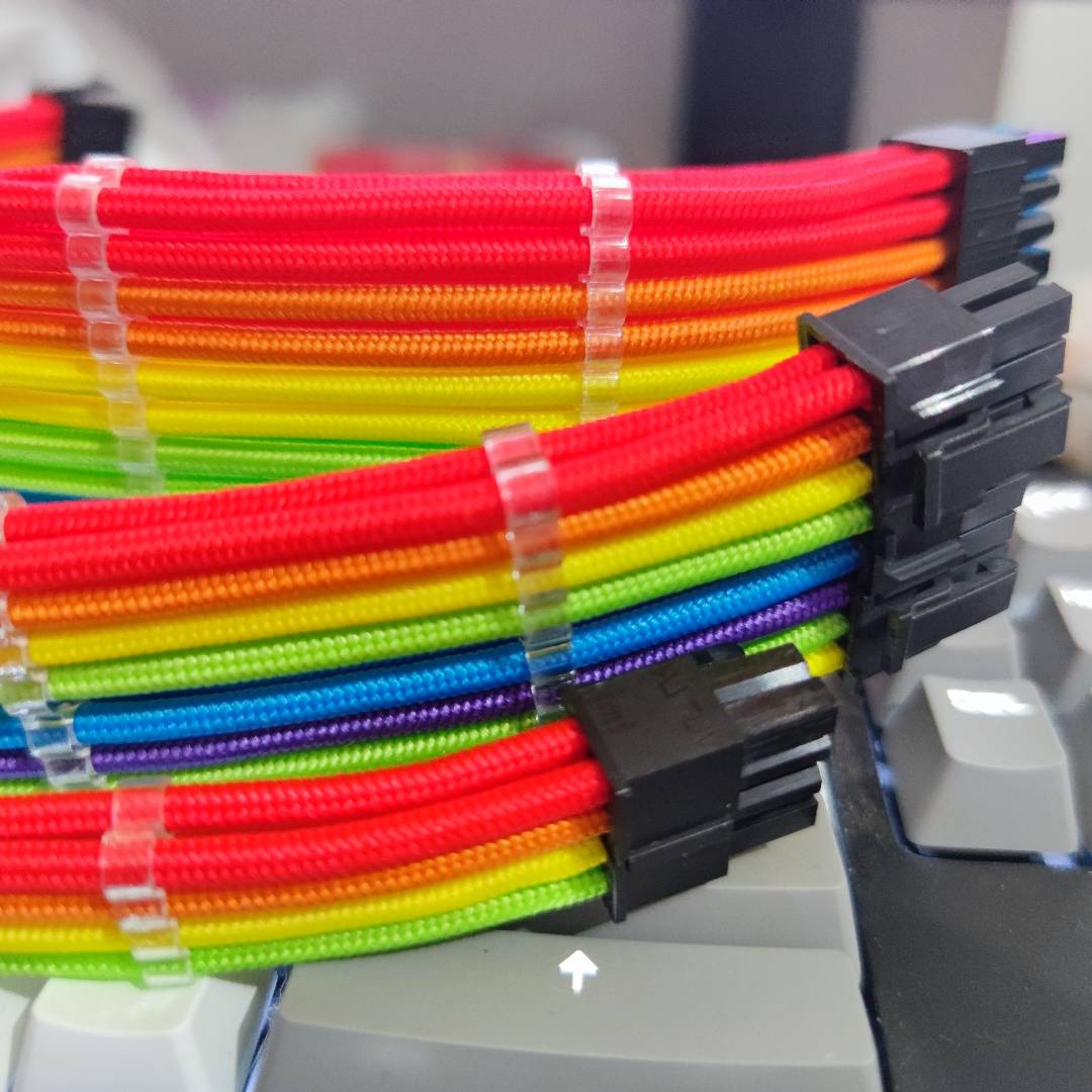 acrylic closed pre-installed sleeved cables combs psu cables management